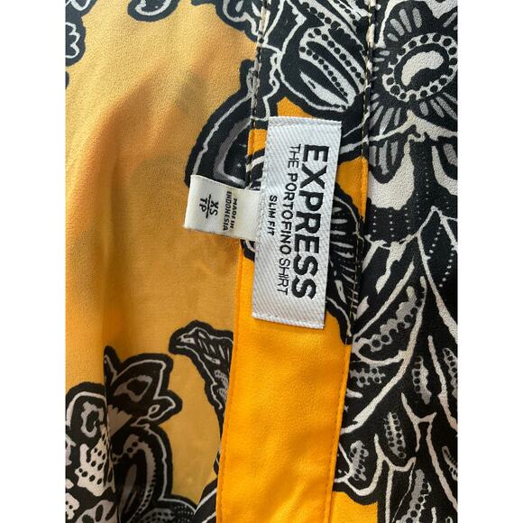 Express Yellow Graphic Button-Up Top - Size XS - Picture 3 of 4